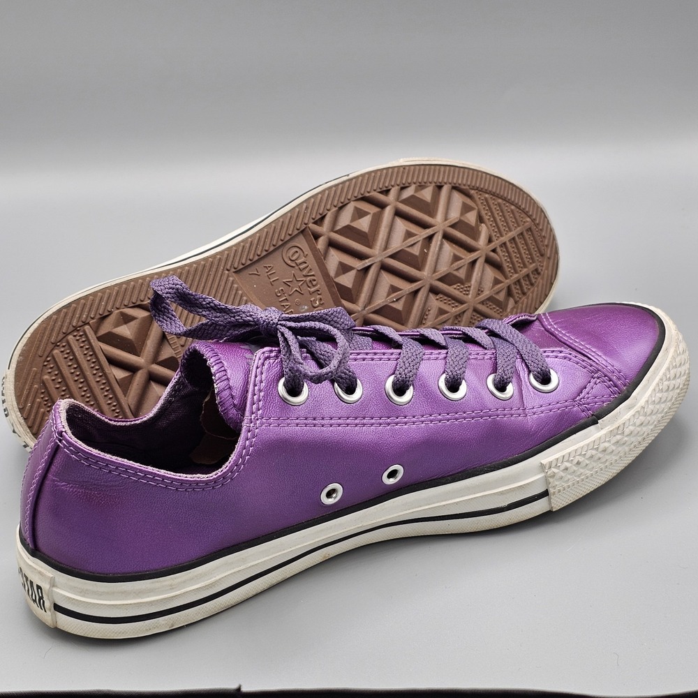 Converse All Star Specialty Purple Magic OX Size W7 Style# 525948C - Picture 5 of 10